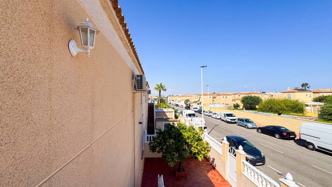 Sale - Villa - Alicante City - Parque de las Naciones