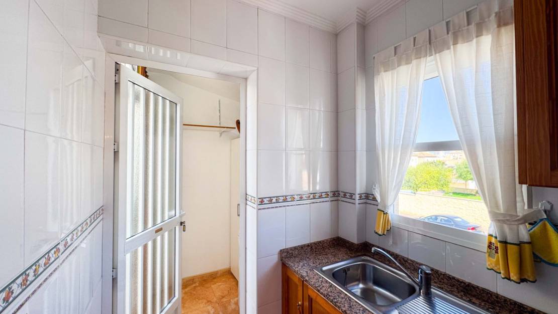 Sale - Villa - Alicante City - Parque de las Naciones