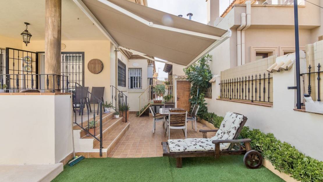Sale - Villa - Almoradí - Almoradi Centro
