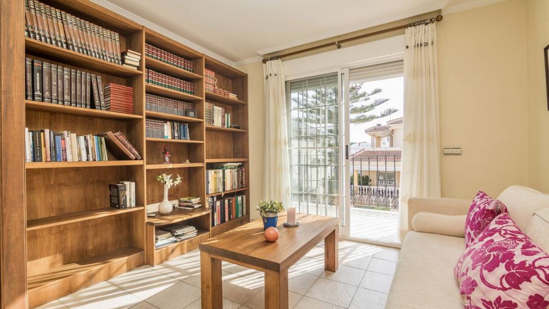 Sale - Villa - Almoradí - Almoradi Centro