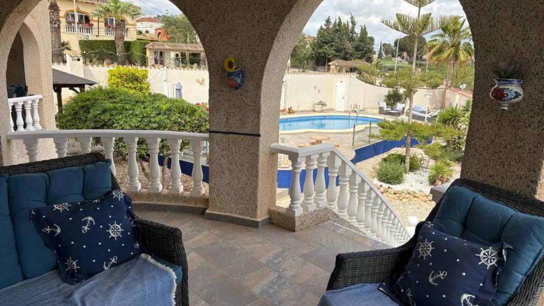 Sale - Villa - Almoradí - Almoradi Centro