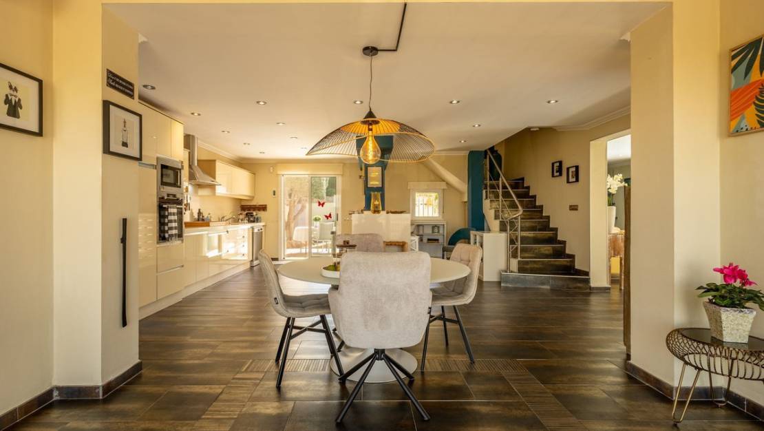 Sale - Villa - Almoradí - Almoradi Centro