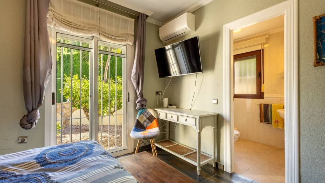 Sale - Villa - Almoradí - Almoradi Centro