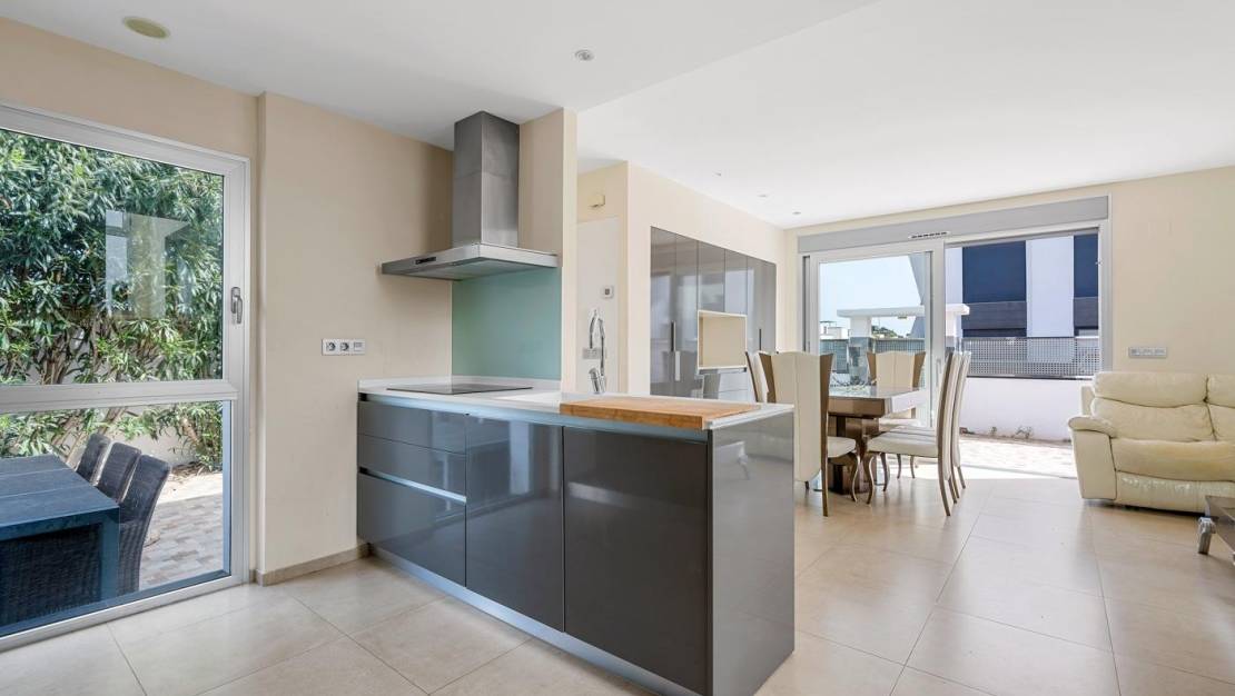 Sale - Villa - Almoradí - Comunidad valenciana