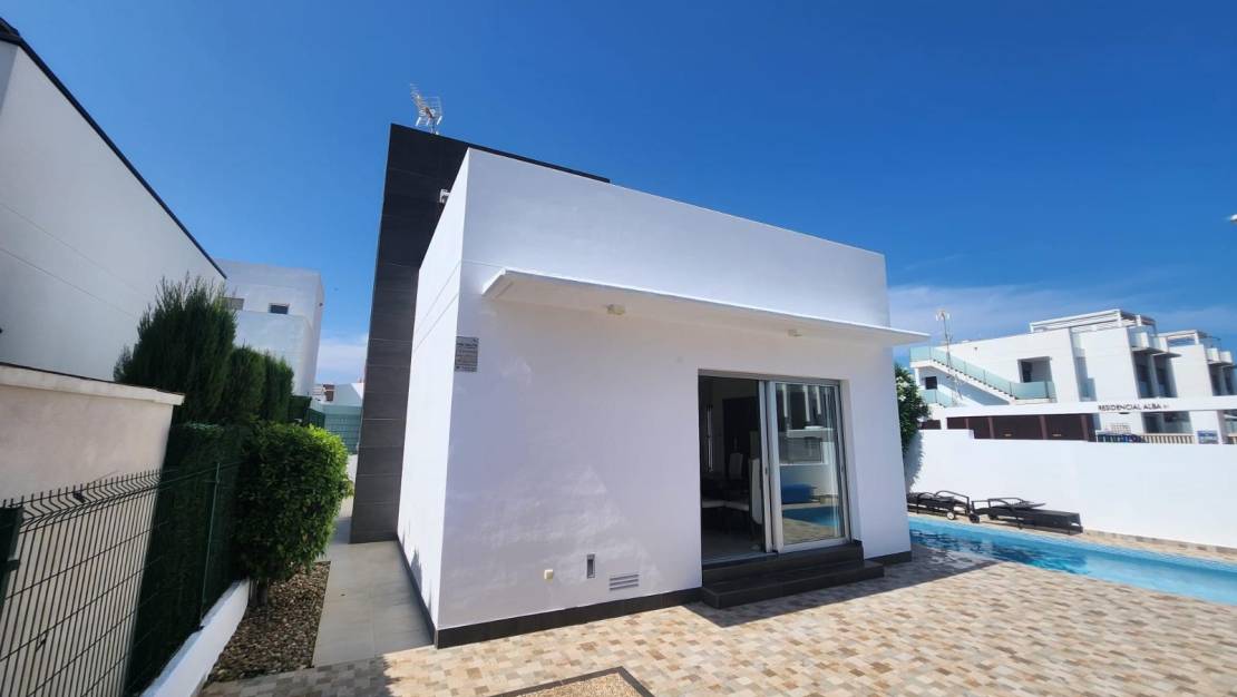 Sale - Villa - Almoradí - Comunidad valenciana