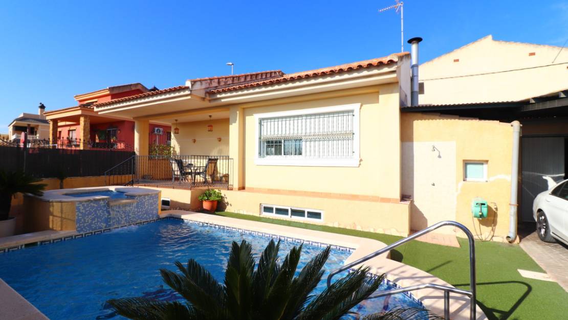 Sale - Villa - Almoradí - El saladar