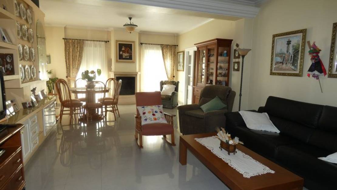 Sale - Villa - Almoradí