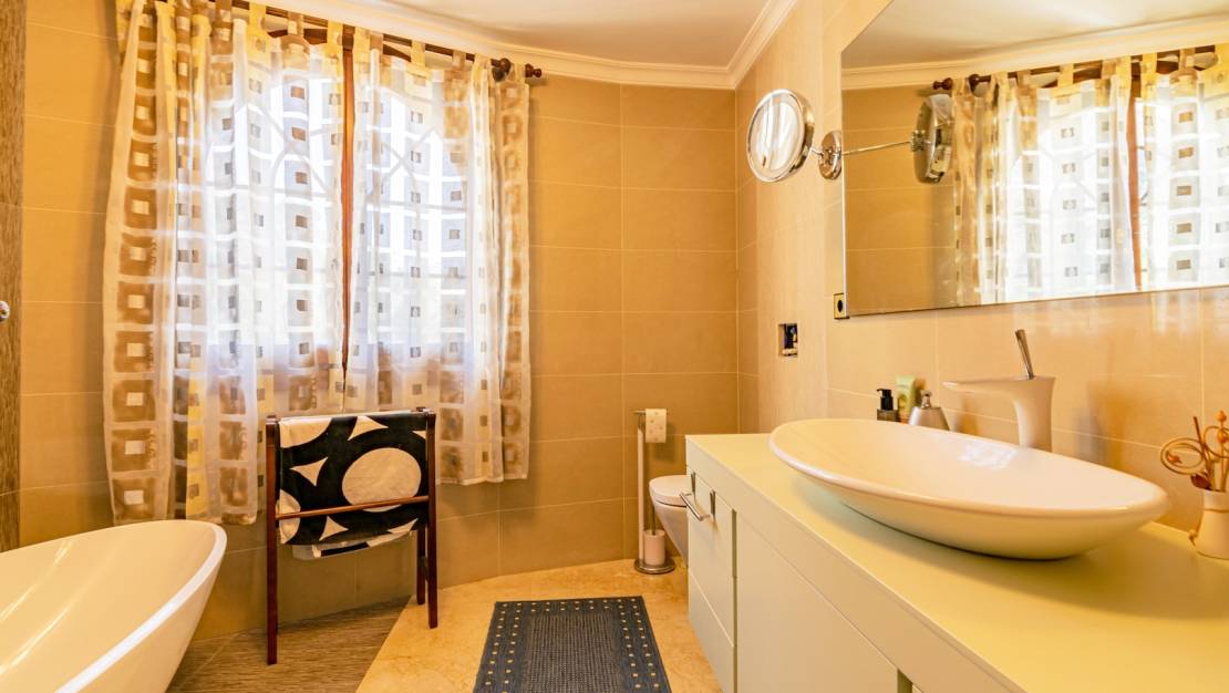 Sale - Villa - Altea la vella