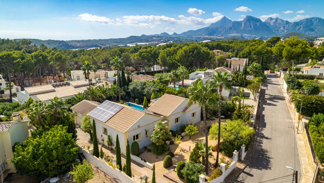 Sale - Villa - Altea