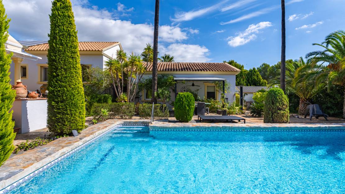 Sale - Villa - Altea