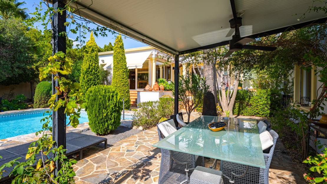 Sale - Villa - Altea