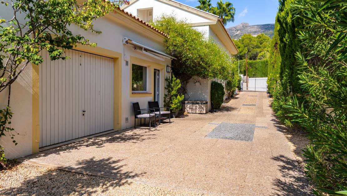 Sale - Villa - Altea