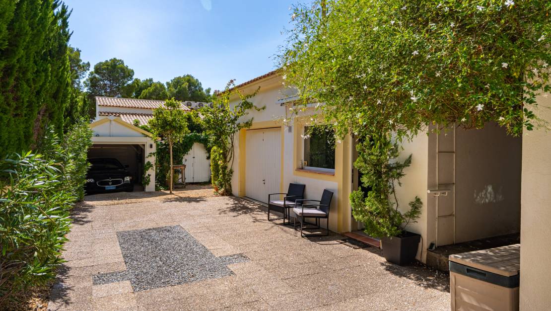Sale - Villa - Altea