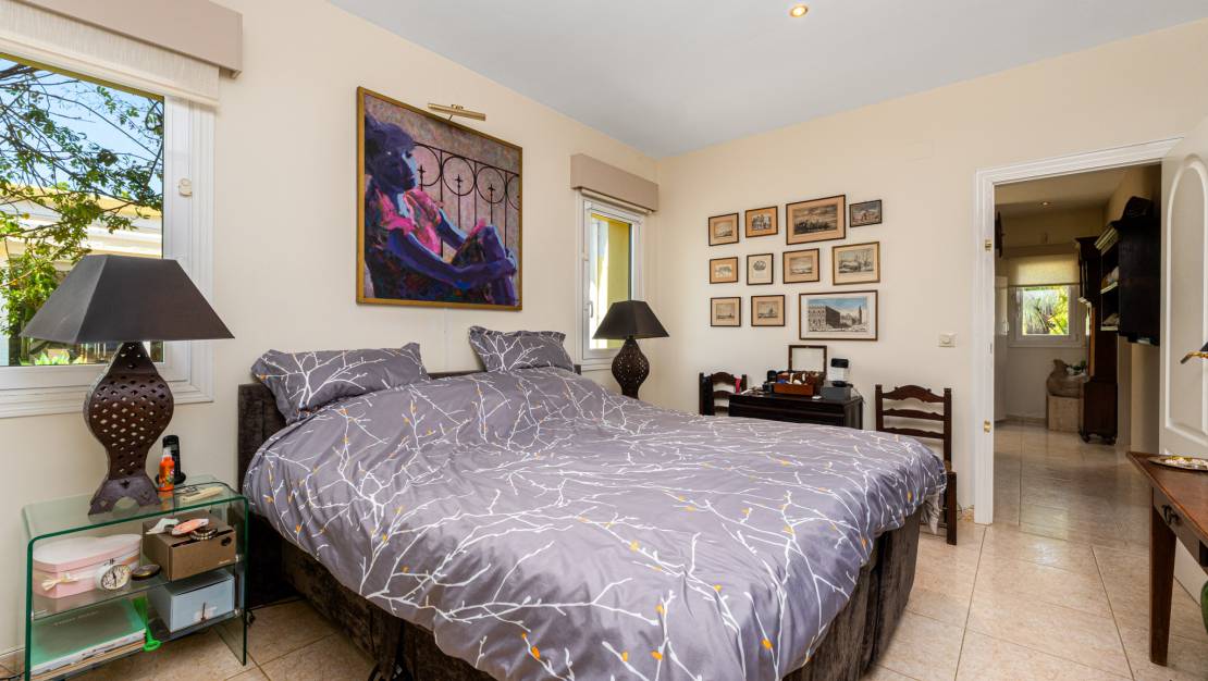 Sale - Villa - Altea