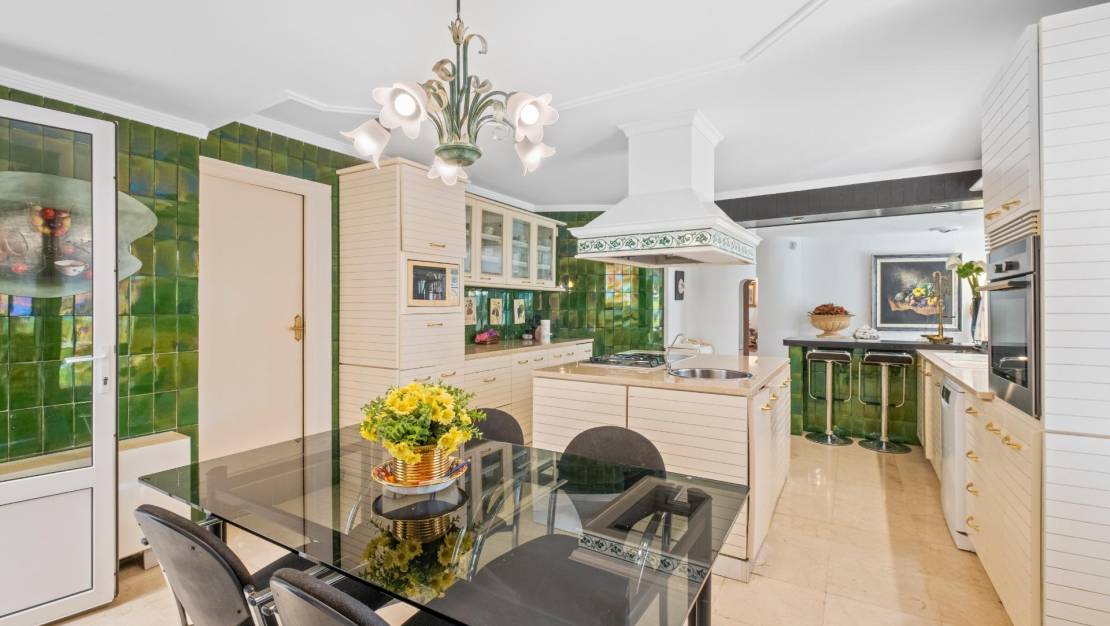 Sale - Villa - Altea