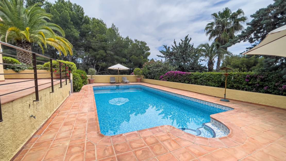 Sale - Villa - Altea