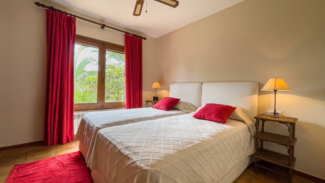 Sale - Villa - Altea