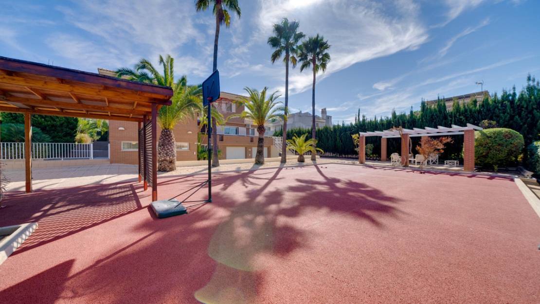 Sale - Villa - Benidorm - Benidorm Centro
