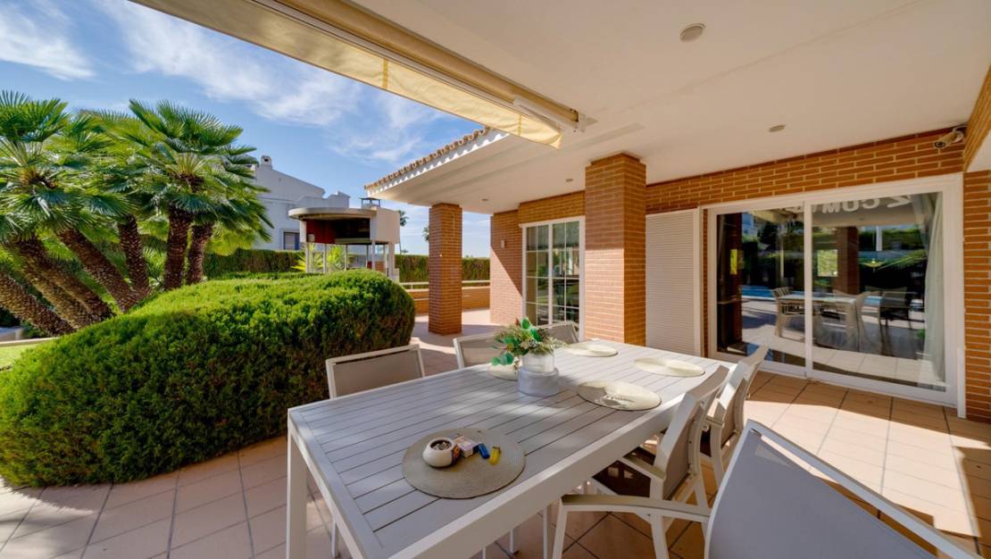 Sale - Villa - Benidorm - Benidorm Centro