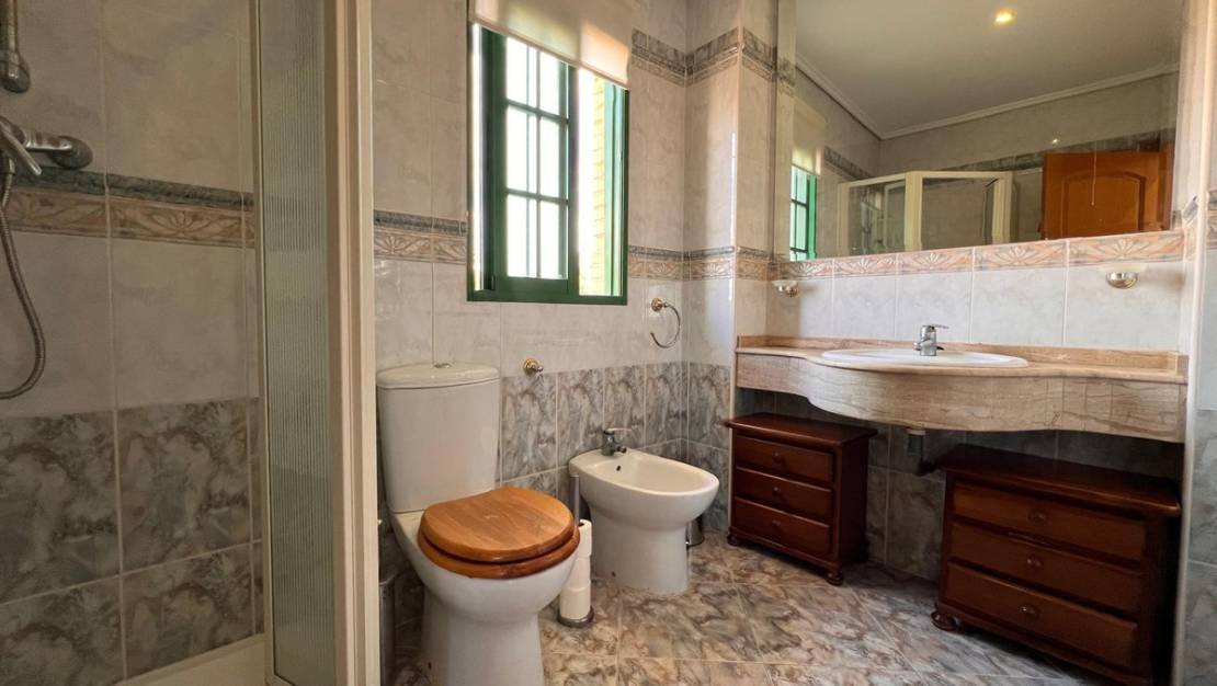 Sale - Villa - Benidorm - Benidorm Centro