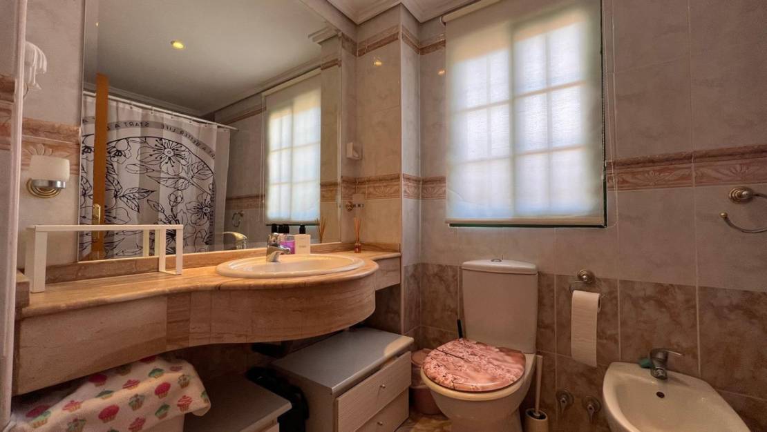 Sale - Villa - Benidorm - Benidorm Centro