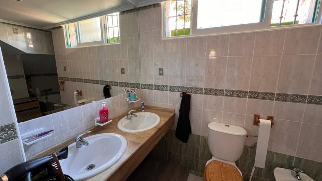 Sale - Villa - Benidorm - Benidorm Centro