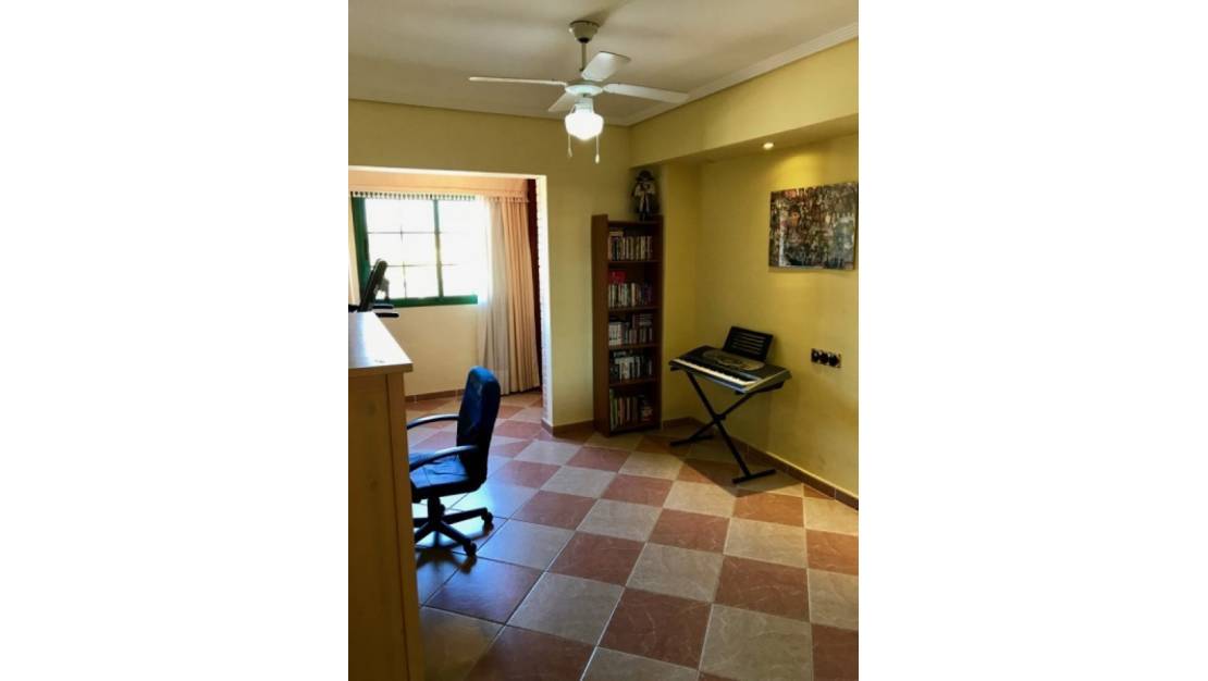 Sale - Villa - Benidorm - Benidorm Centro