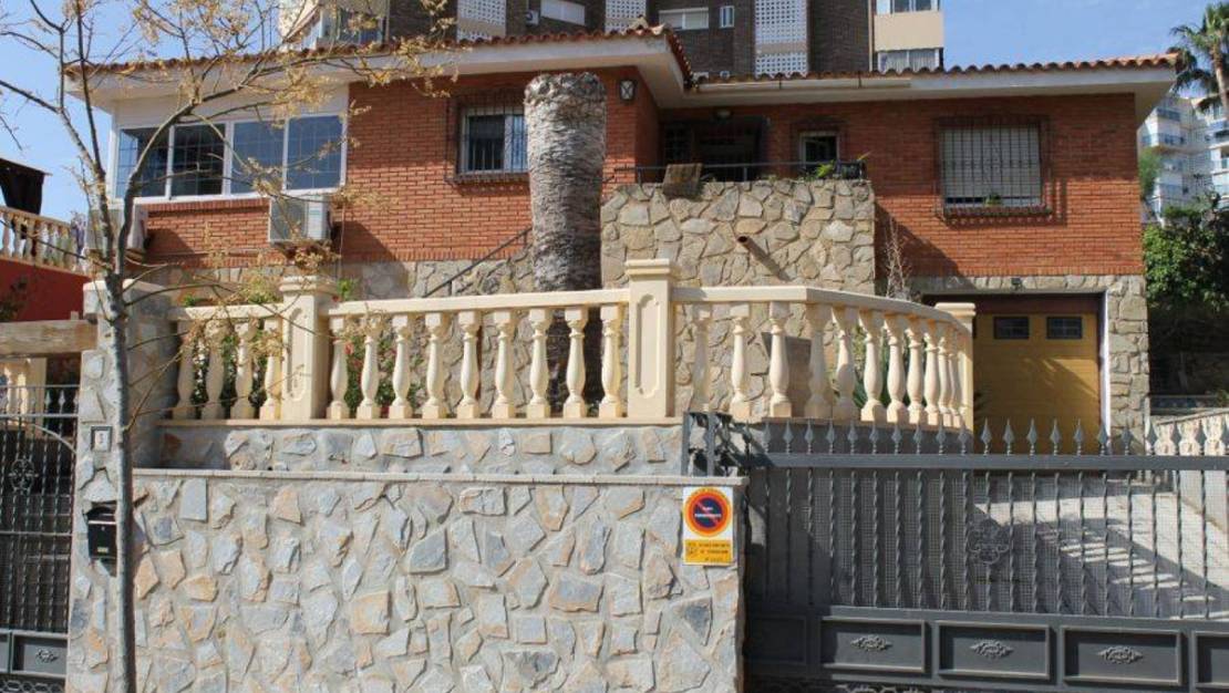 Sale - Villa - Benidorm - Benidorm Centro