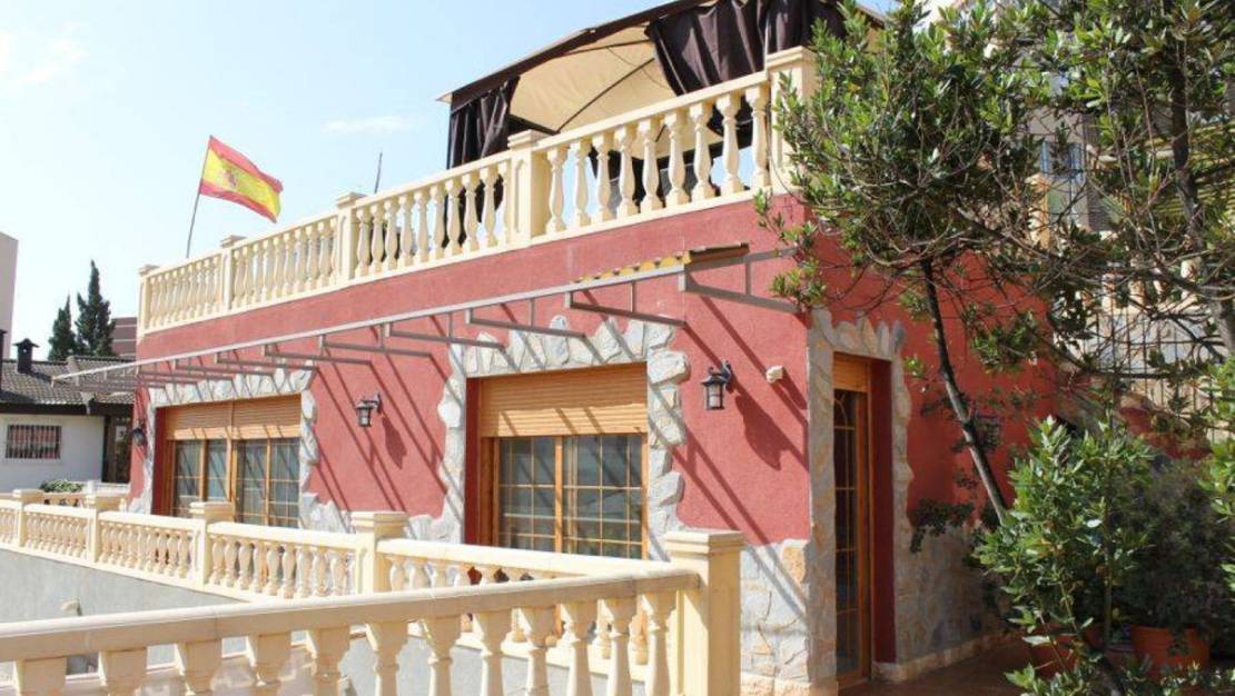 Sale - Villa - Benidorm - Benidorm Centro