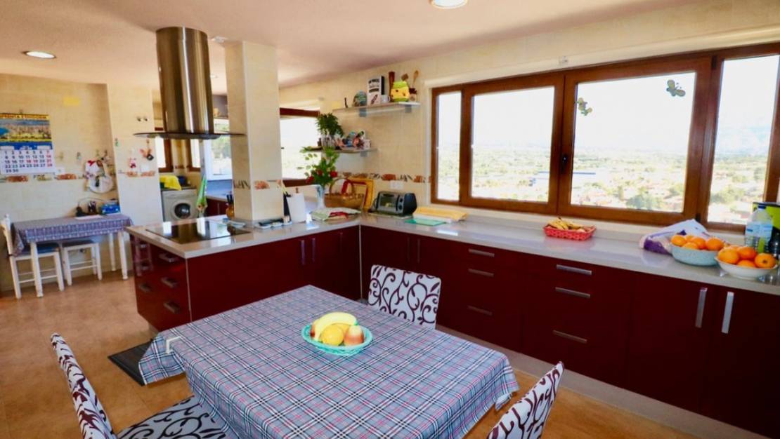 Sale - Villa - Benidorm - Benidorm Centro