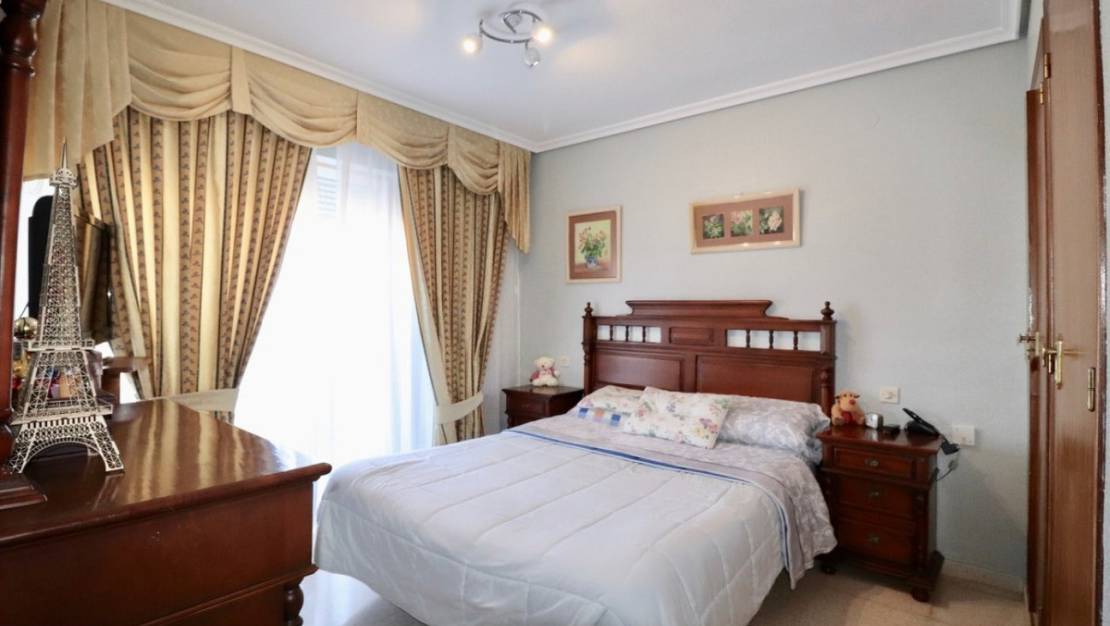 Sale - Villa - Benidorm - Benidorm Centro
