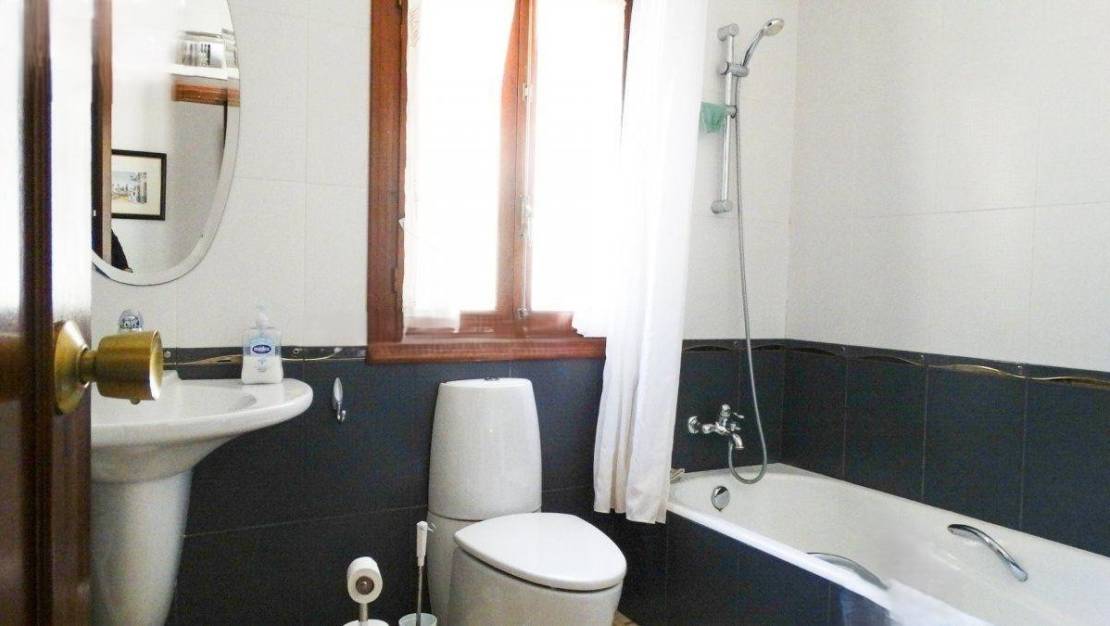 Sale - Villa - Benidorm - Benidorm Centro