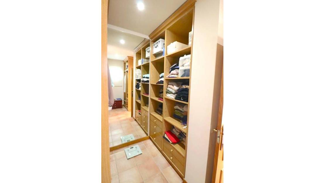 Sale - Villa - Benidorm - Benidorm Centro