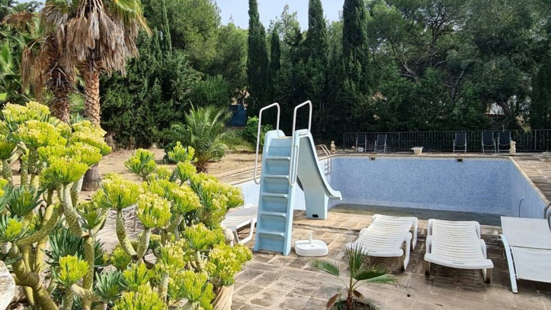 Sale - Villa - Benidorm - Benidorm Centro