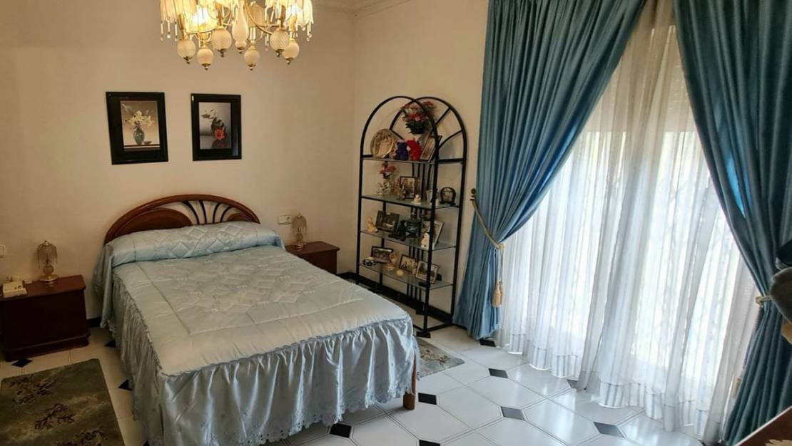 Sale - Villa - Benidorm - Benidorm Centro