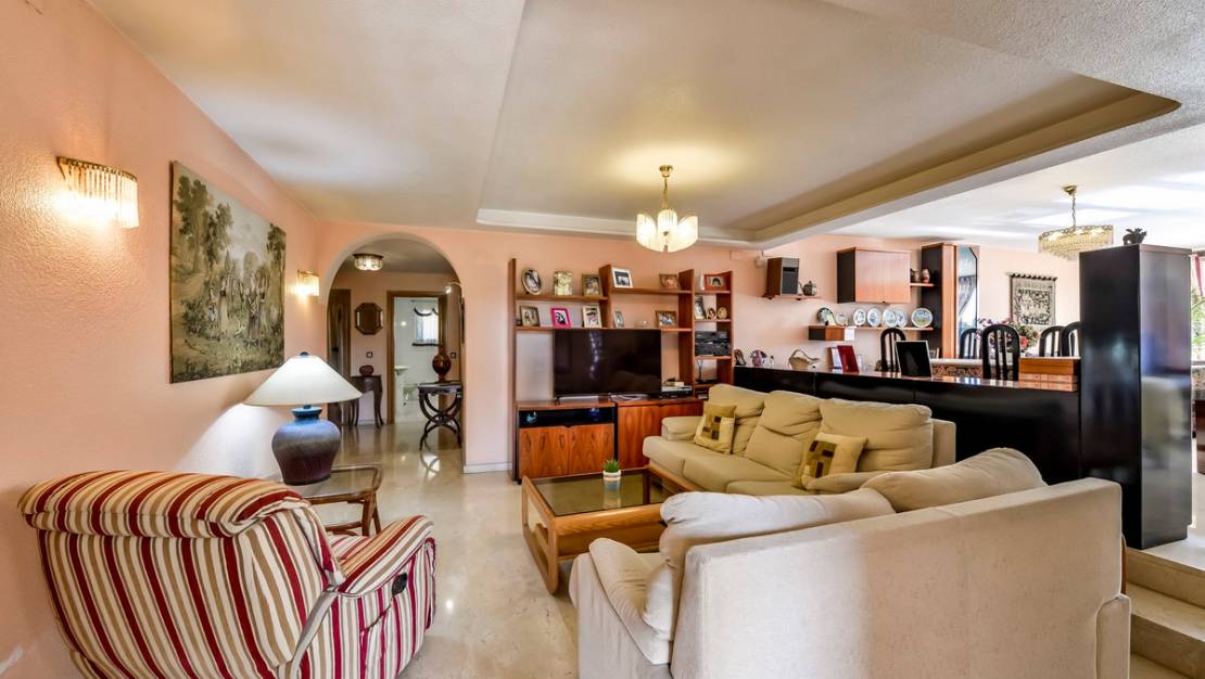 Sale - Villa - Benidorm - Benidorm Centro