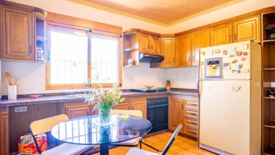 Sale - Villa - Benidorm - Benidorm Centro