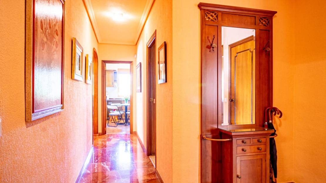 Sale - Villa - Benidorm - Benidorm Centro