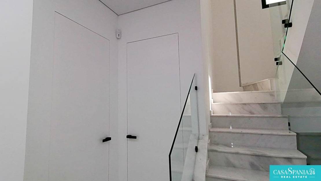 Sale - Villa - Benidorm - Benidorm Centro