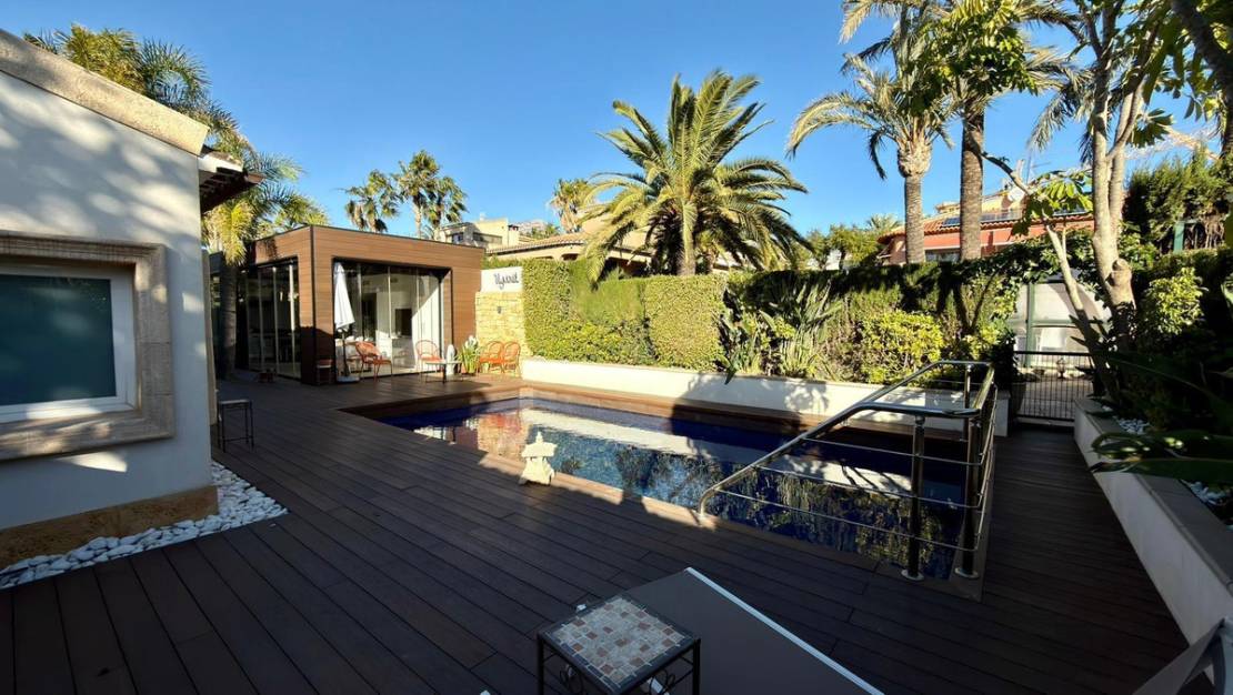 Sale - Villa - Benidorm - Benidorm Centro