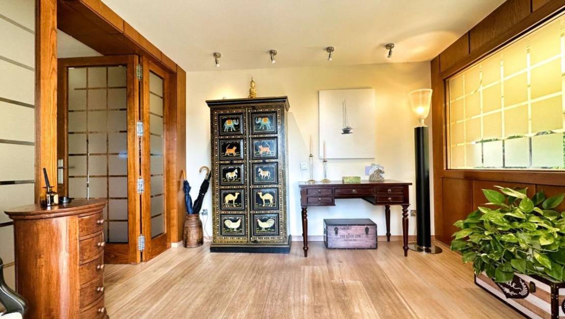 Sale - Villa - Benidorm - Benidorm Centro