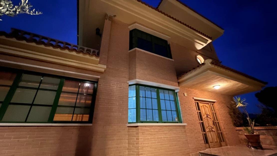 Sale - Villa - Benidorm - Benidorm Centro