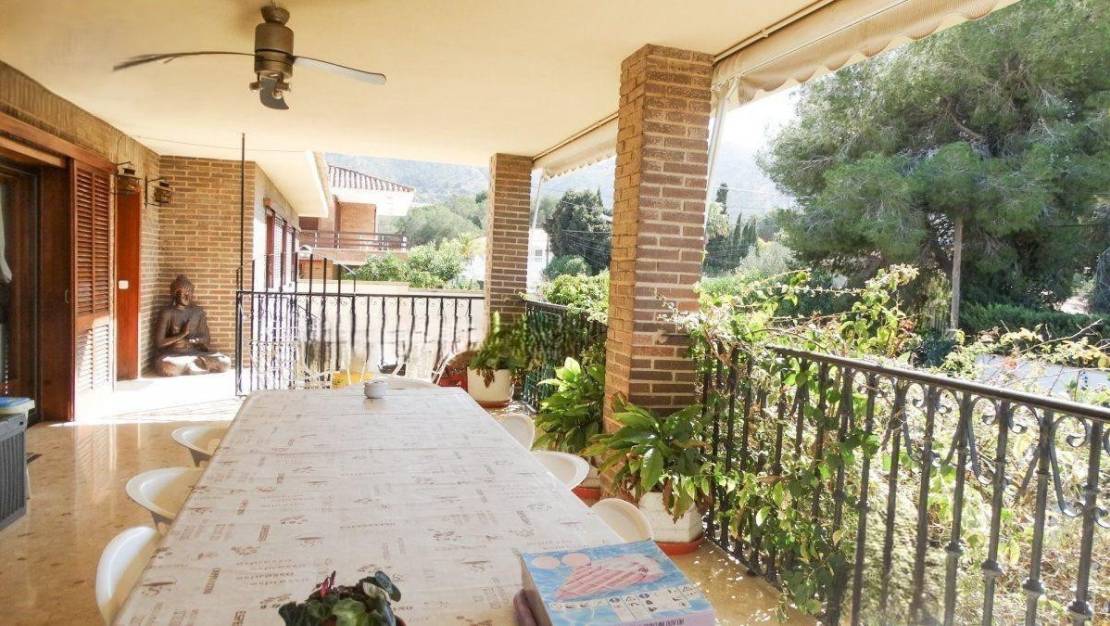 Sale - Villa - Benidorm - Benidorm Centro