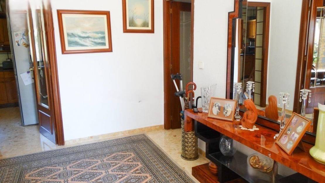 Sale - Villa - Benidorm - Benidorm Centro