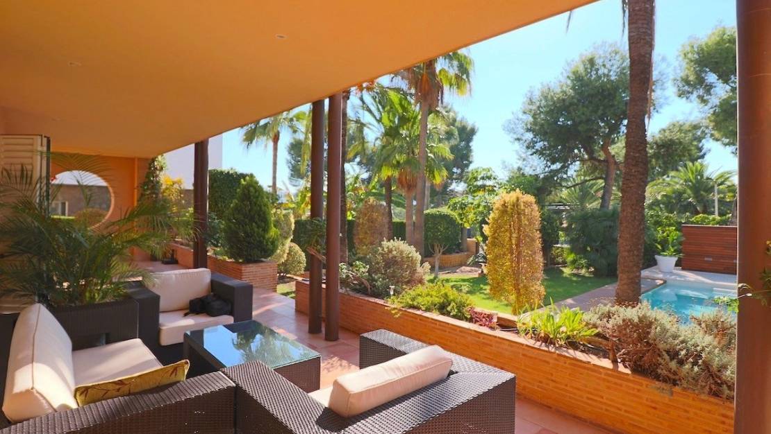Sale - Villa - Benidorm - Benidorm Centro