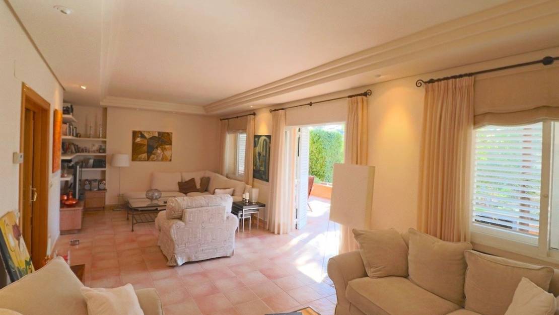 Sale - Villa - Benidorm - Benidorm Centro