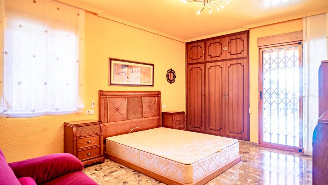 Sale - Villa - Benidorm - Benidorm Centro