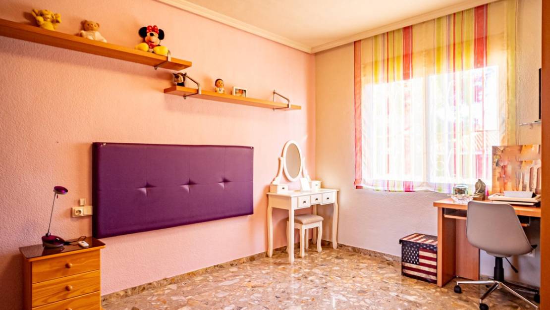 Sale - Villa - Benidorm - Benidorm Centro