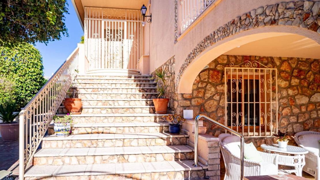 Sale - Villa - Benidorm - Benidorm Centro