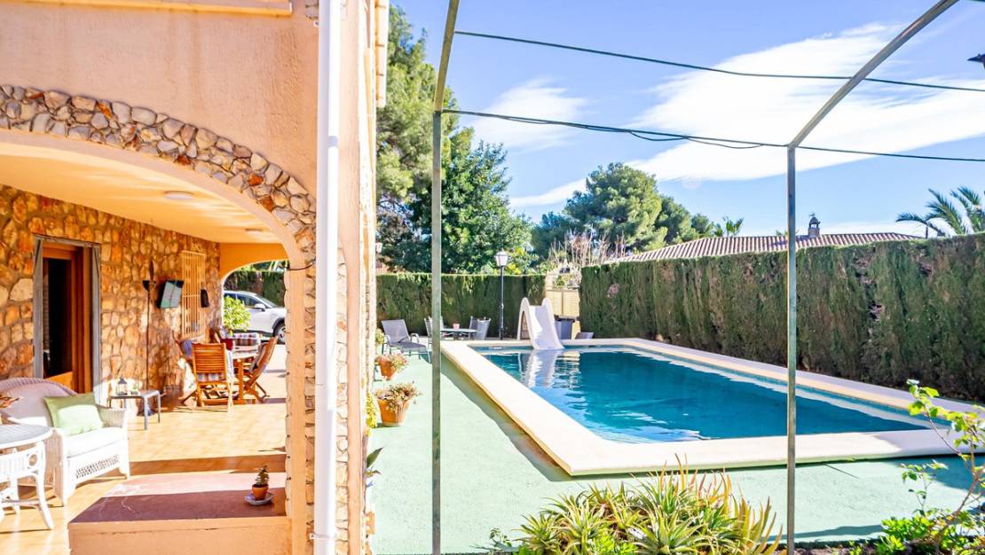 Sale - Villa - Benidorm - Benidorm Centro